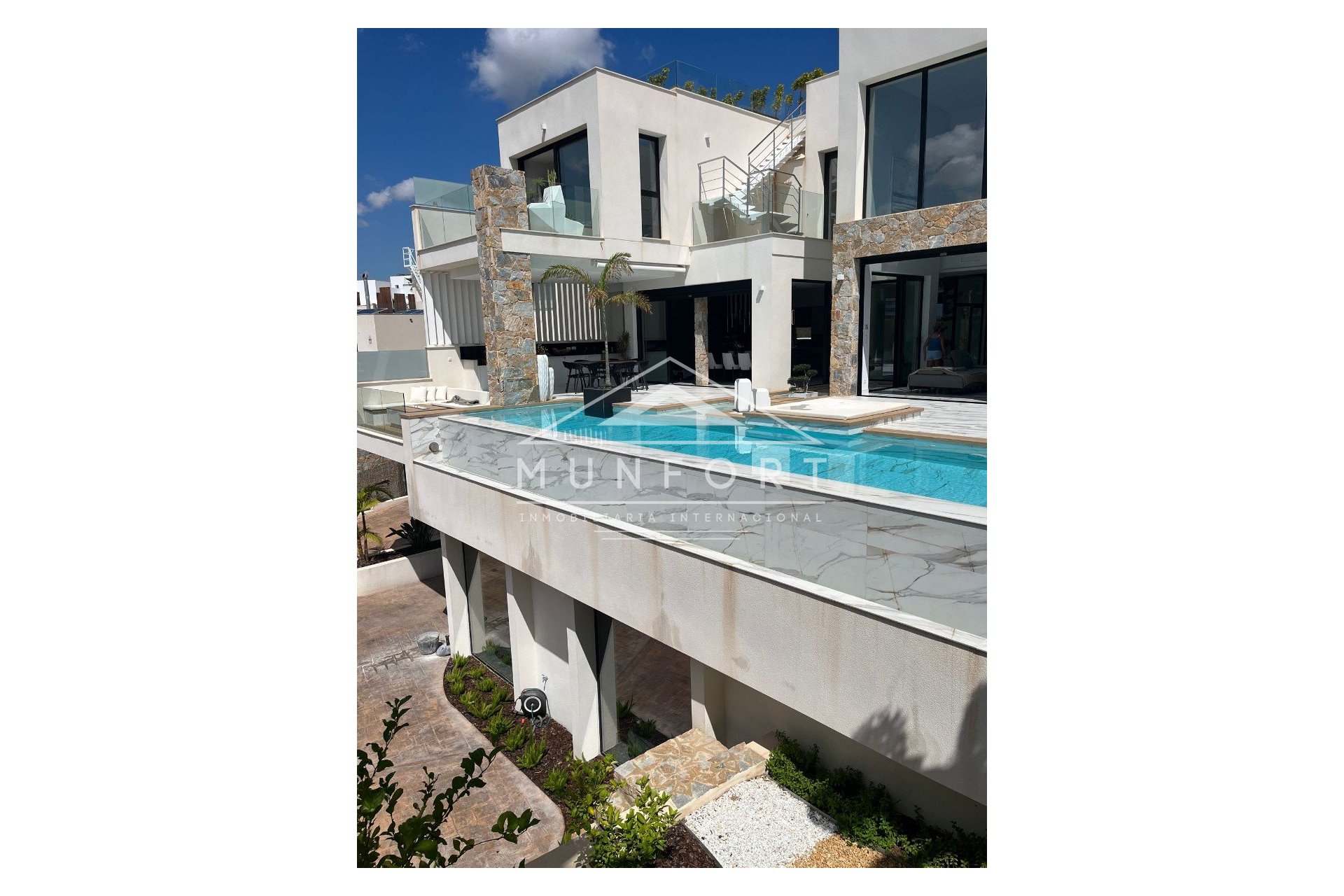 Resale - Luxury Villas -
Orihuela Costa - Las Colinas Golf