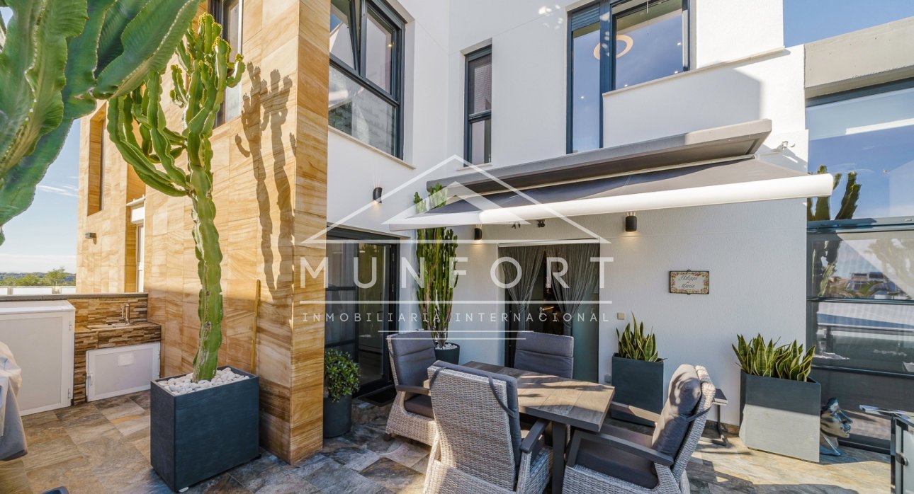 Resale - Luxury Villas -
Orihuela Costa - Lomas de Cabo Roig