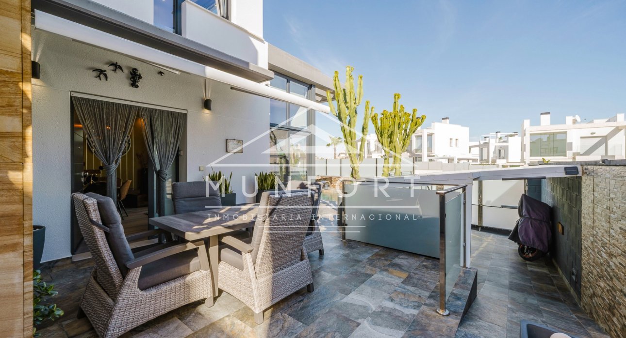 Resale - Luxury Villas -
Orihuela Costa - Lomas de Cabo Roig