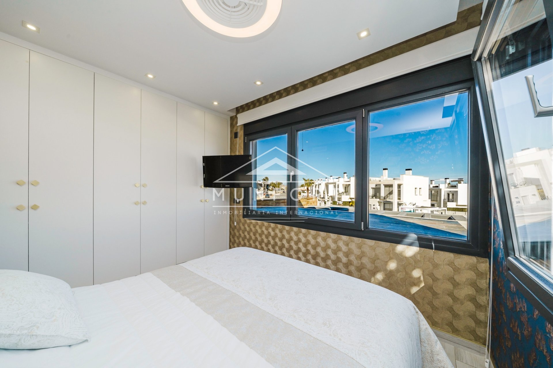 Resale - Luxury Villas -
Orihuela Costa - Lomas de Cabo Roig