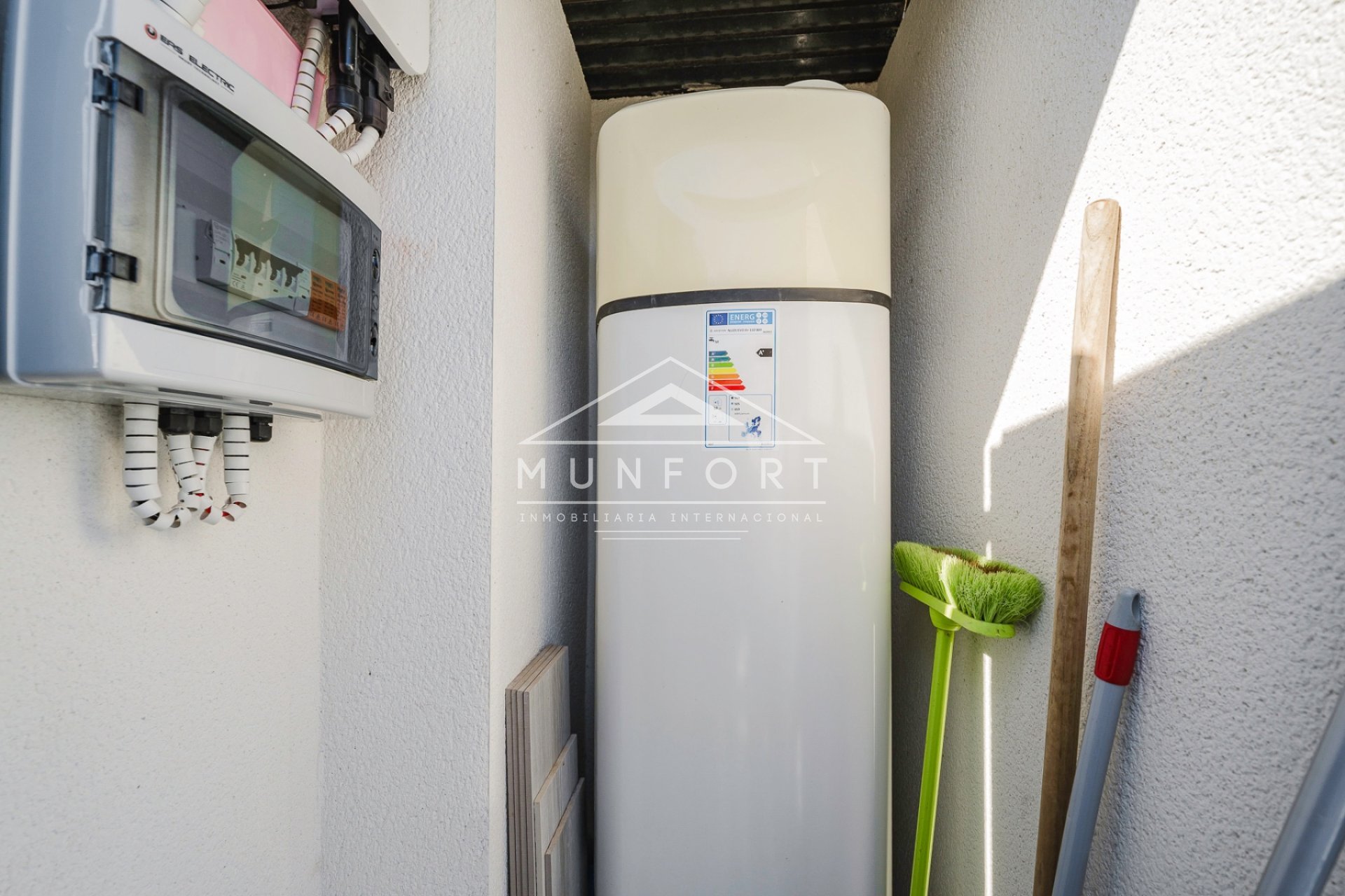 Resale - Luxury Villas -
Orihuela Costa - Lomas de Cabo Roig