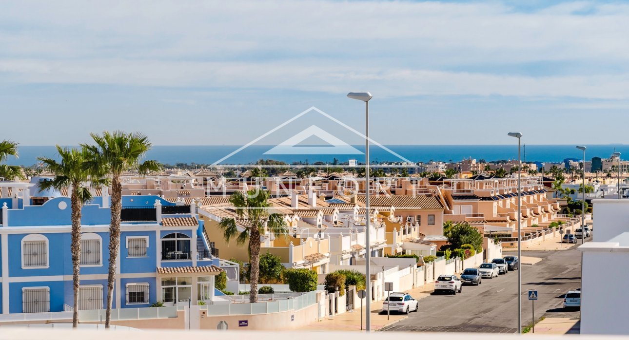 Resale - Luxury Villas -
Orihuela Costa - Lomas de Cabo Roig