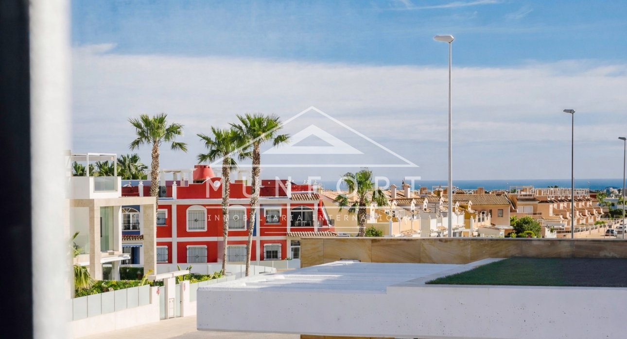 Resale - Luxury Villas -
Orihuela Costa - Lomas de Cabo Roig
