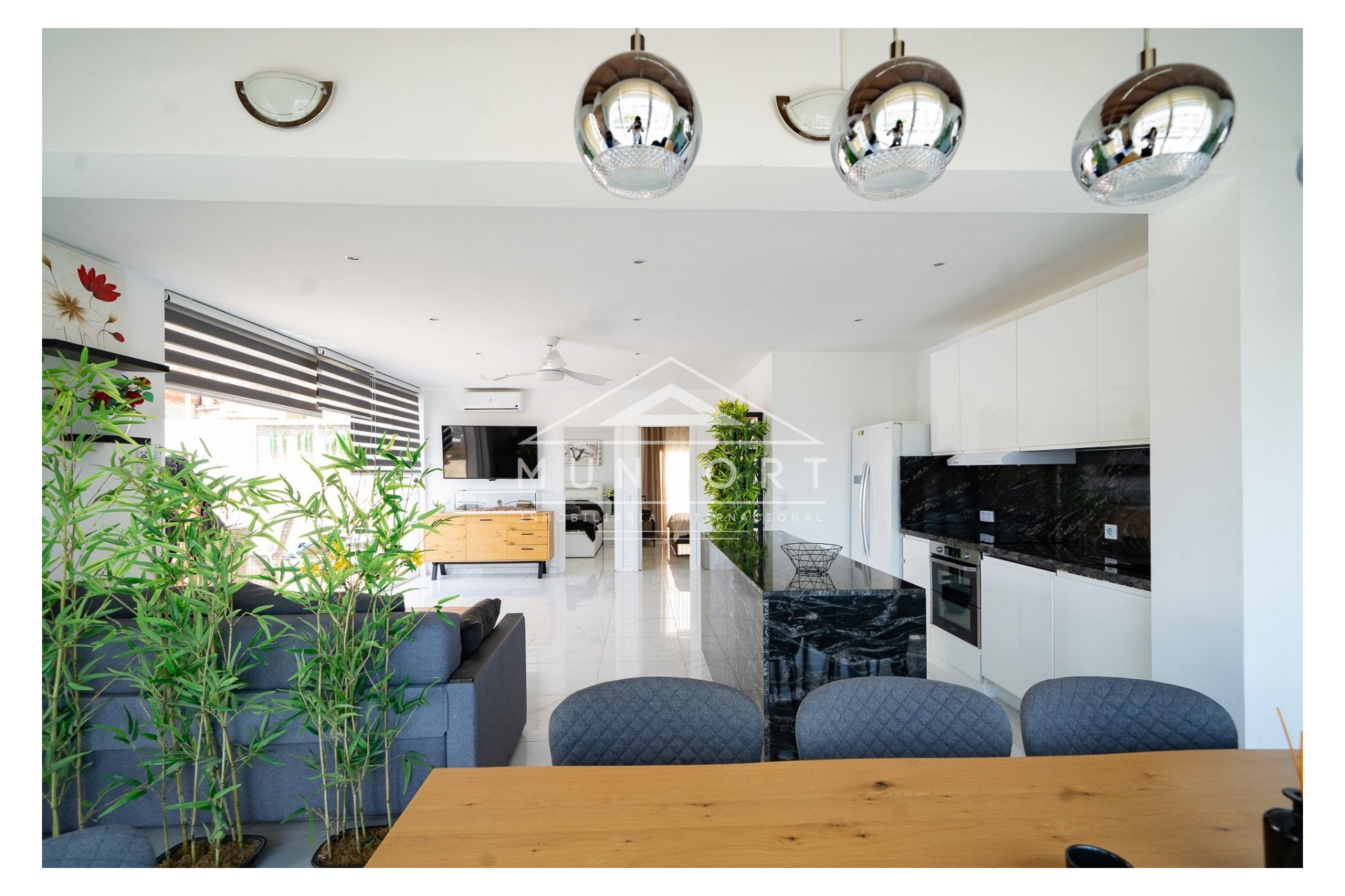 Resale - Luxury Villas -
Orihuela Costa - Villamartín