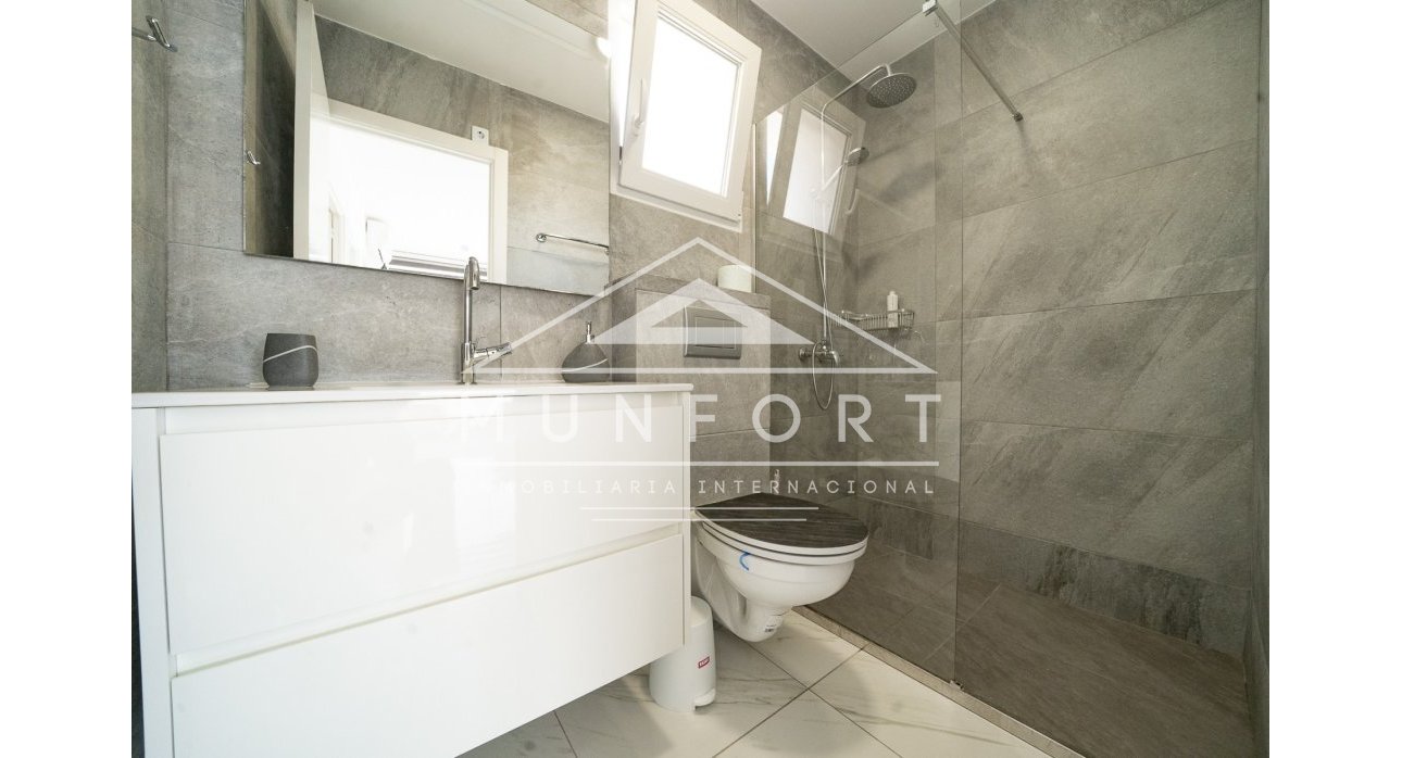 Resale - Luxury Villas -
Orihuela Costa - Villamartín