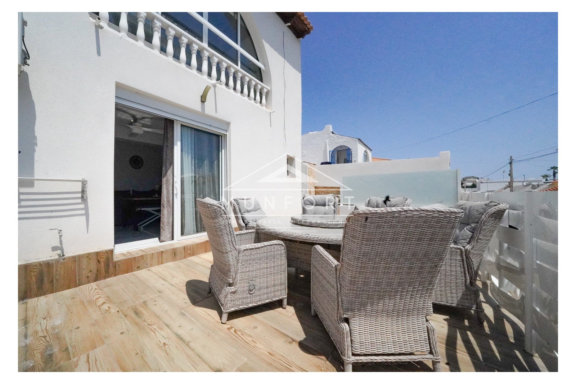 Resale - Luxury Villas -
Orihuela Costa - Villamartín