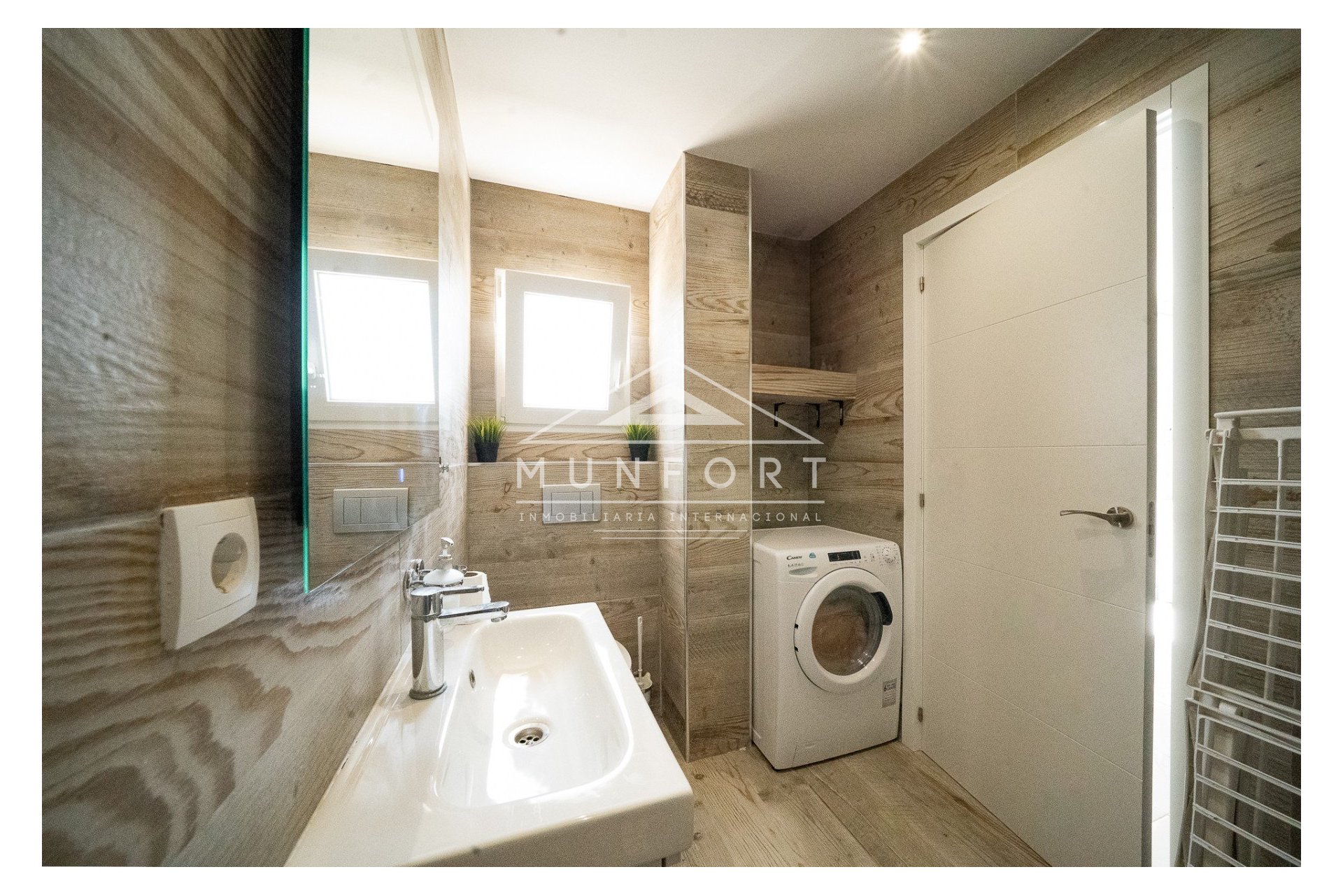 Resale - Luxury Villas -
Orihuela Costa - Villamartín