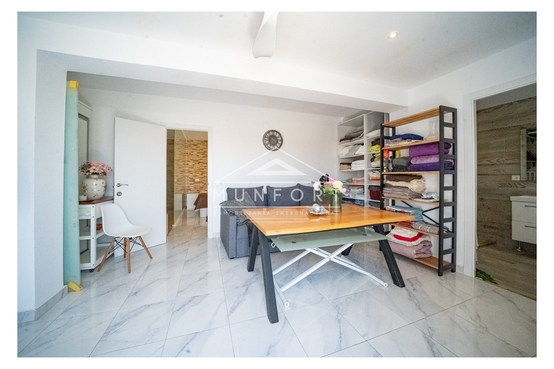 Resale - Luxury Villas -
Orihuela Costa - Villamartín