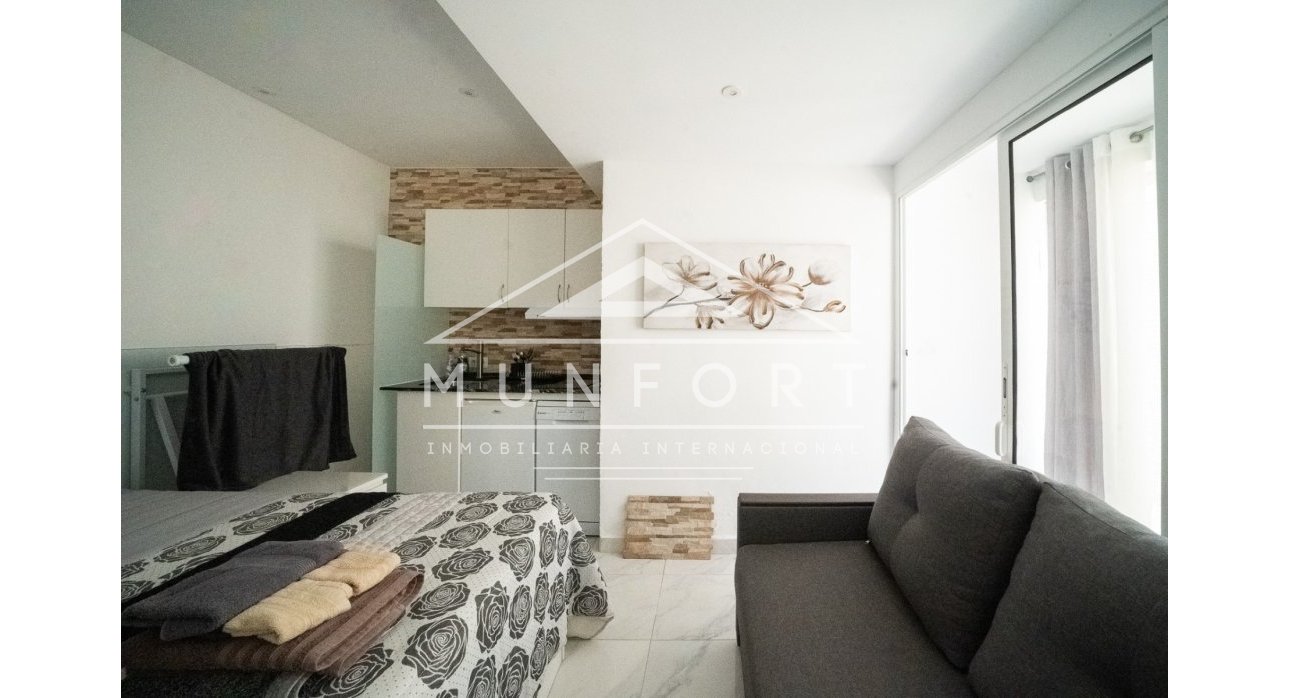 Resale - Luxury Villas -
Orihuela Costa - Villamartín