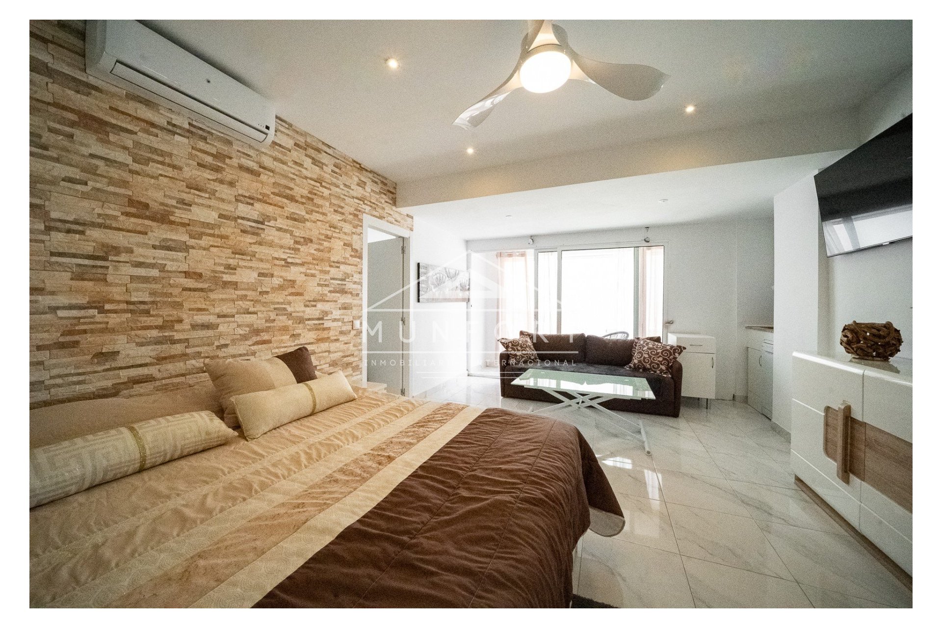 Resale - Luxury Villas -
Orihuela Costa - Villamartín