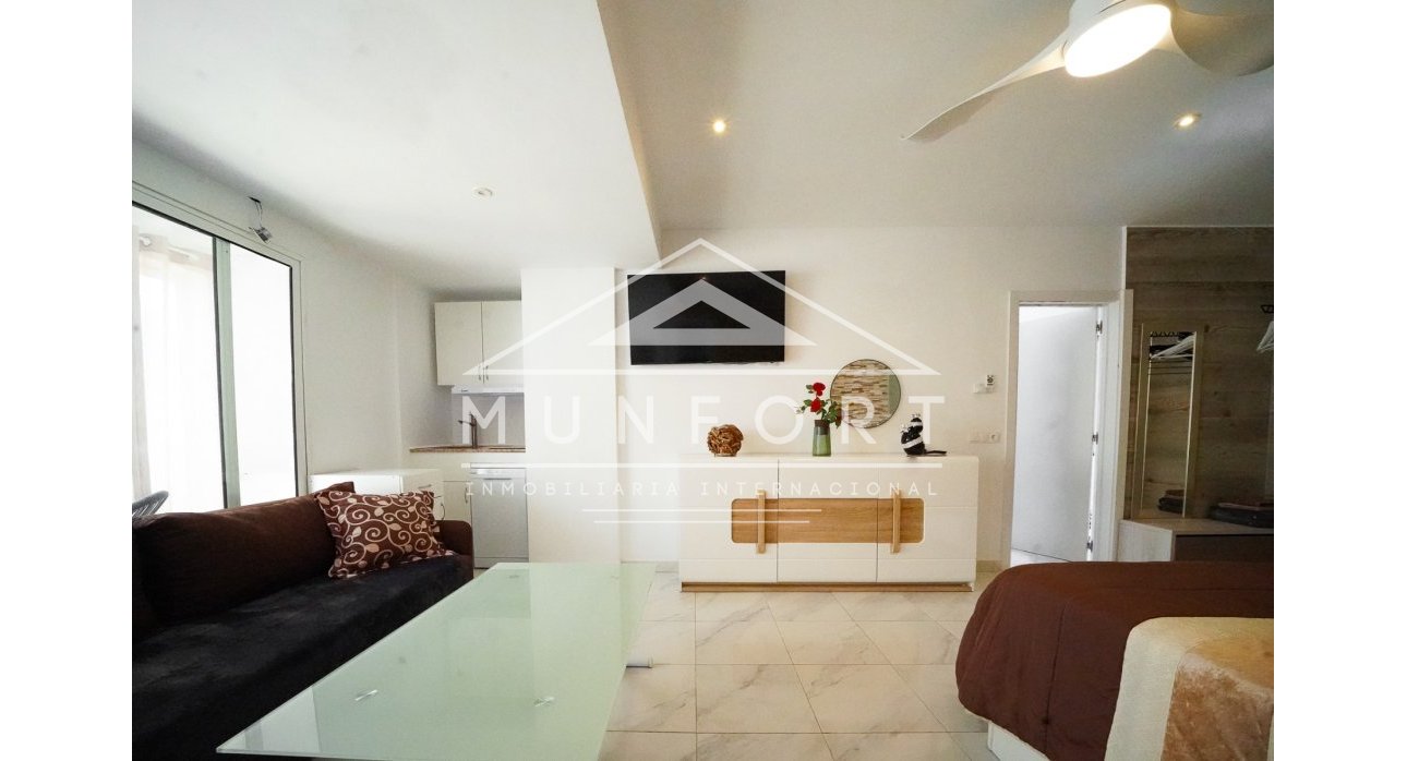 Resale - Luxury Villas -
Orihuela Costa - Villamartín