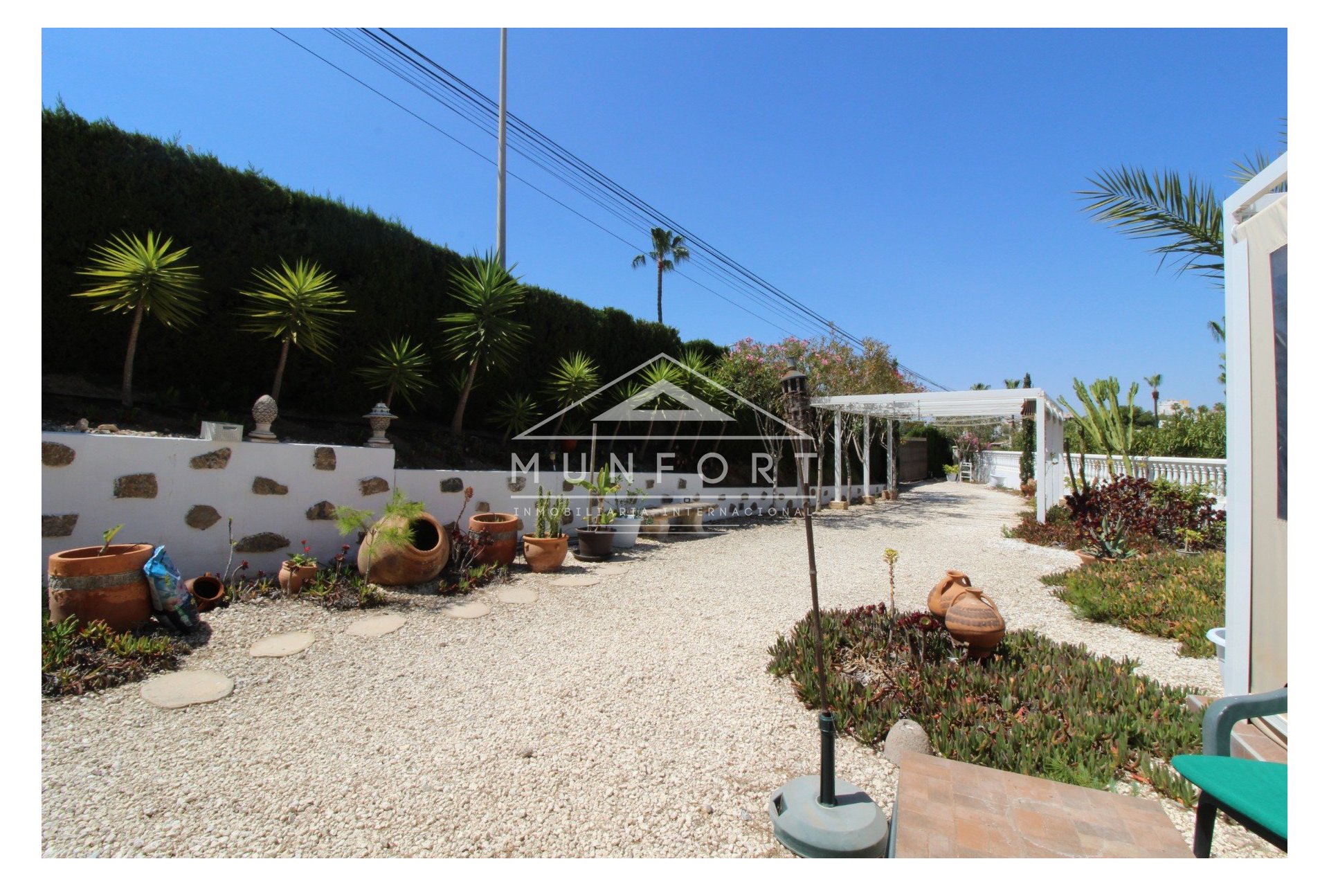 Resale - Luxury Villas -
Orihuela Costa - Villamartin