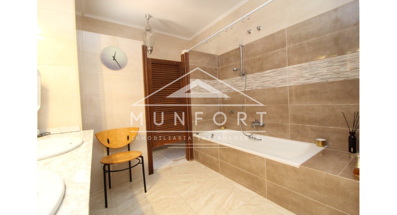 Resale - Luxury Villas -
Orihuela Costa - Villamartin