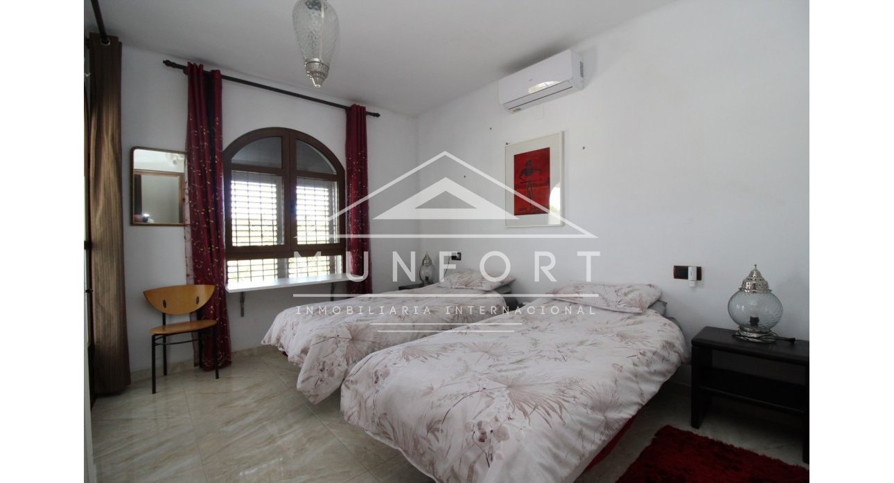 Resale - Luxury Villas -
Orihuela Costa - Villamartin