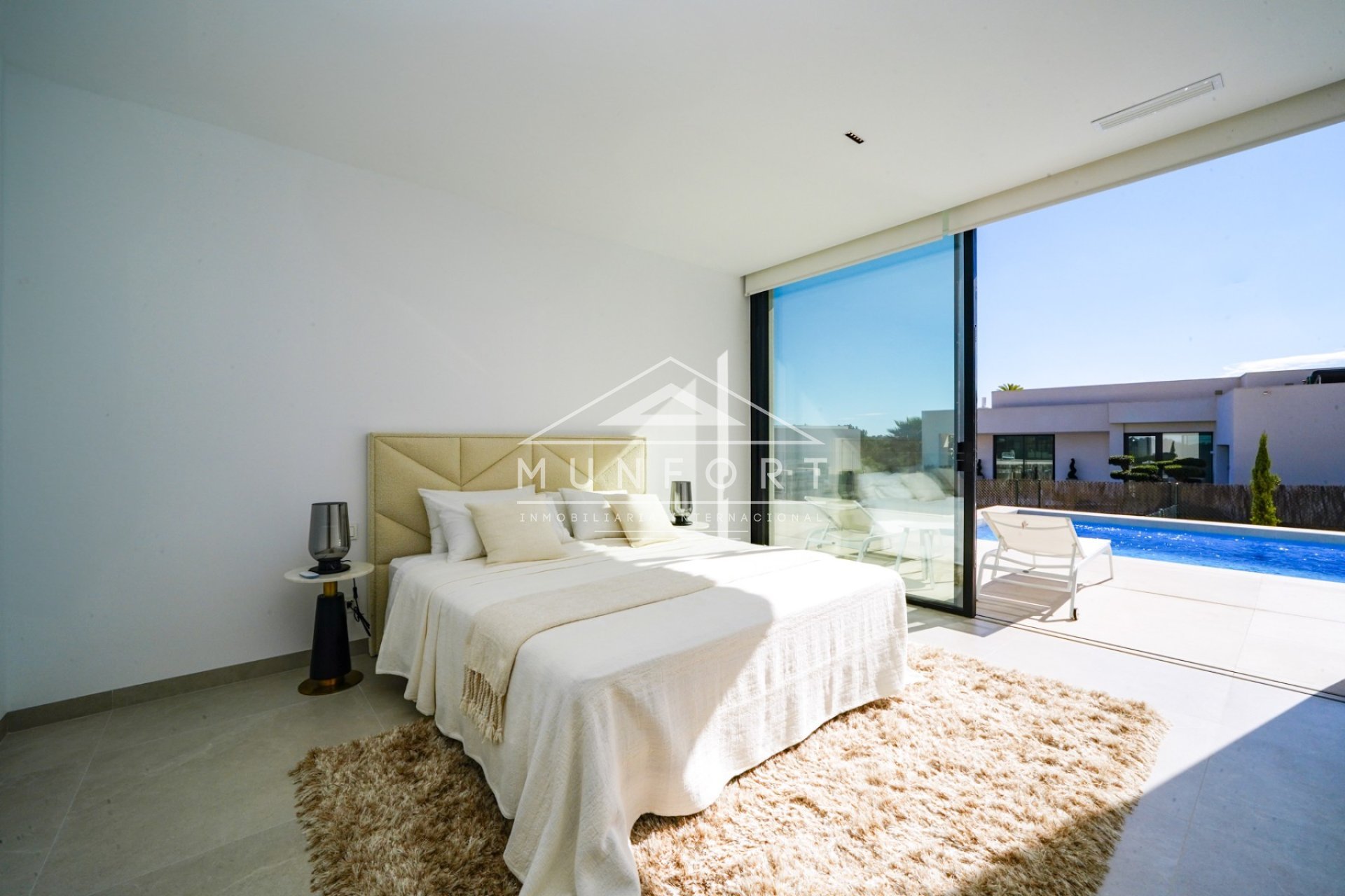 Resale - Luxury Villas -
Orihuela Costa