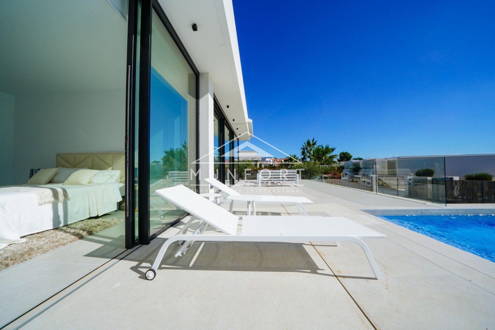 Resale - Luxury Villas -
Orihuela Costa