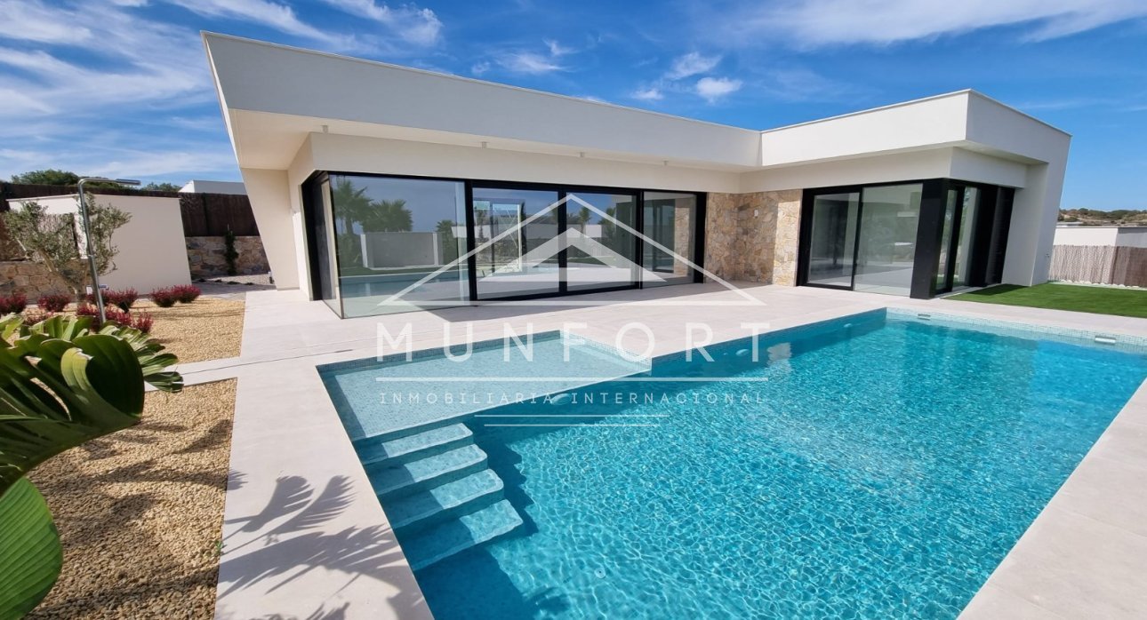 Resale - Luxury Villas -
Orihuela Costa