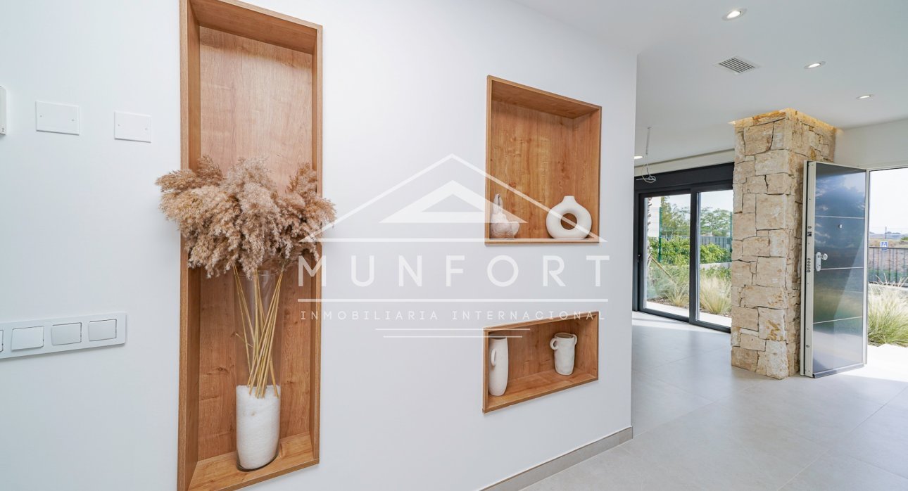 Resale - Luxury Villas -
Pilar de la Horadada - Lo Romero Golf