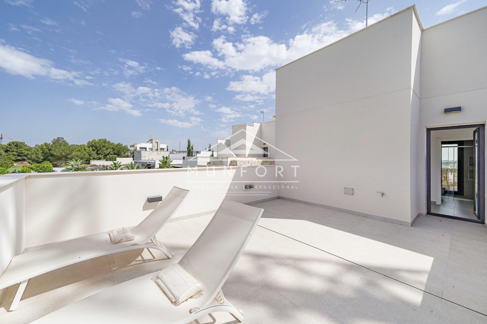 Resale - Luxury Villas -
Pilar de la Horadada - Lo Romero Golf