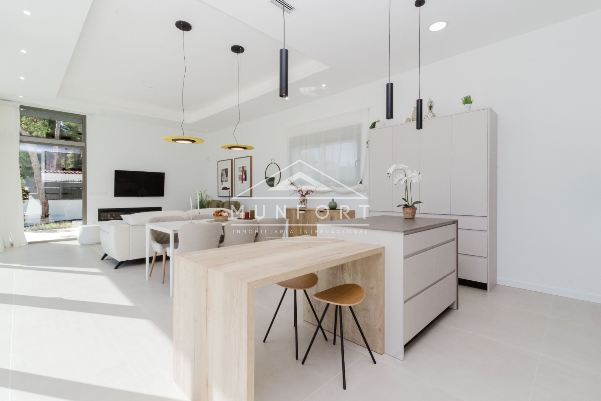 Resale - Luxury Villas -
Pilar de la Horadada - Pinar de Campoverde