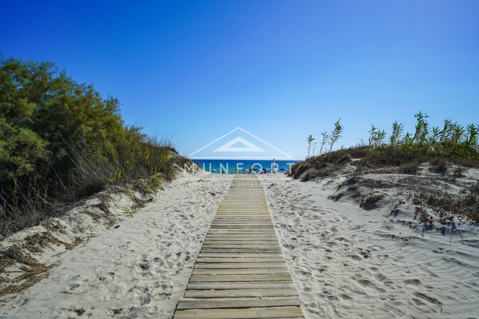 Resale - Luxury Villas -
Pilar de la Horadada - Torre de la Horadada