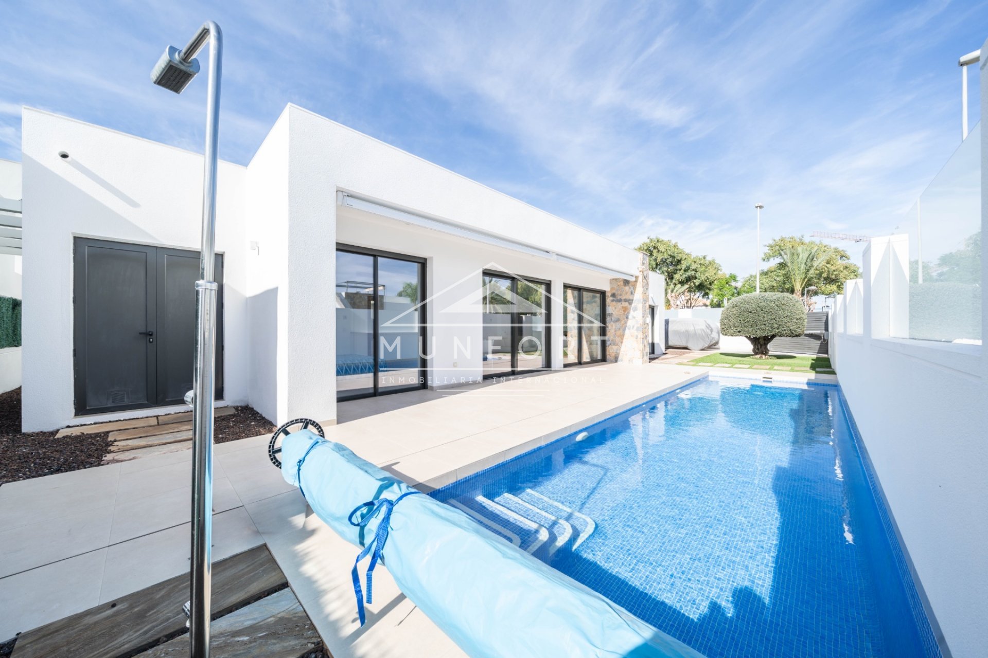 Resale - Luxury Villas -
Pilar de la Horadada