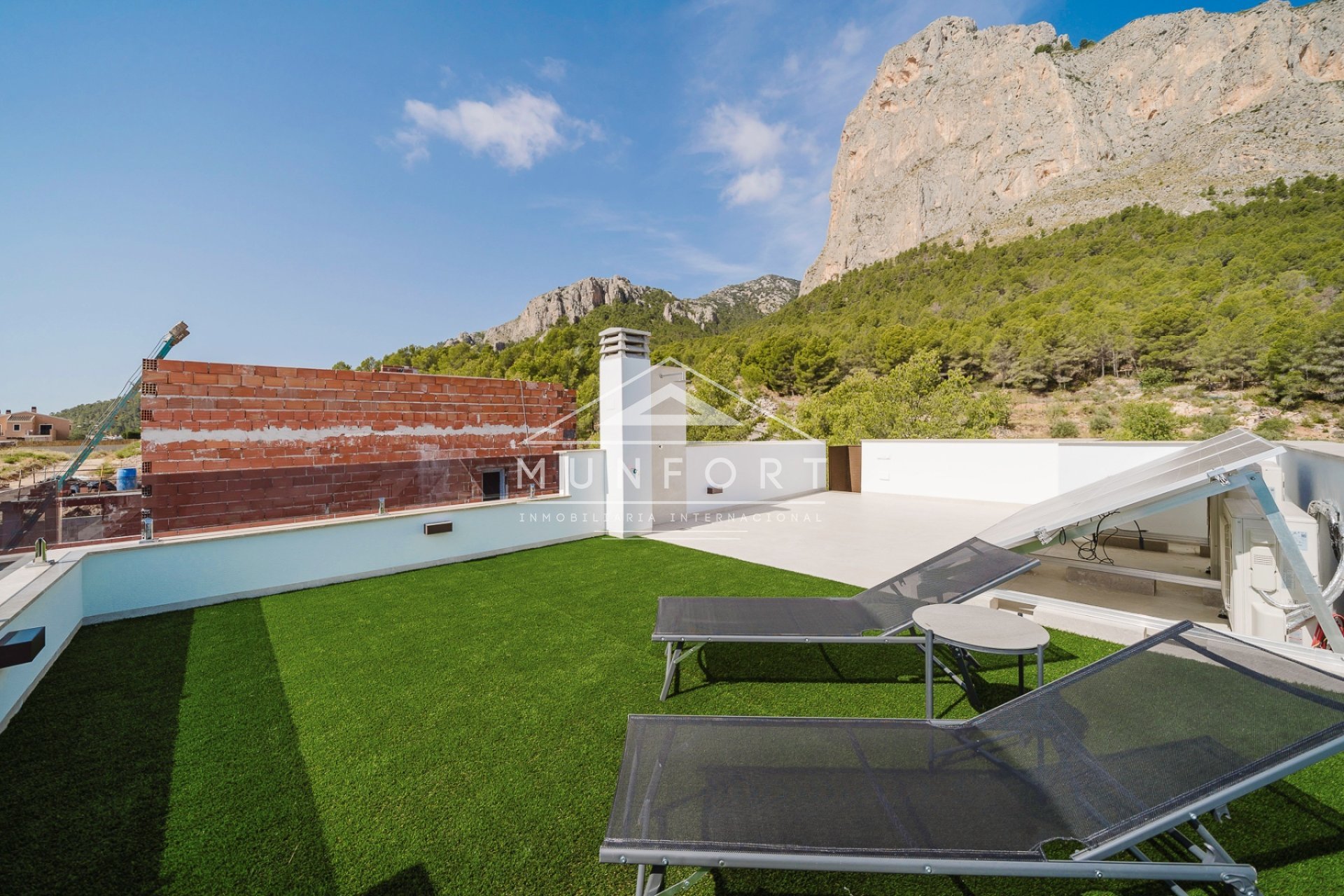 Resale - Luxury Villas -
Polop de La Marina 