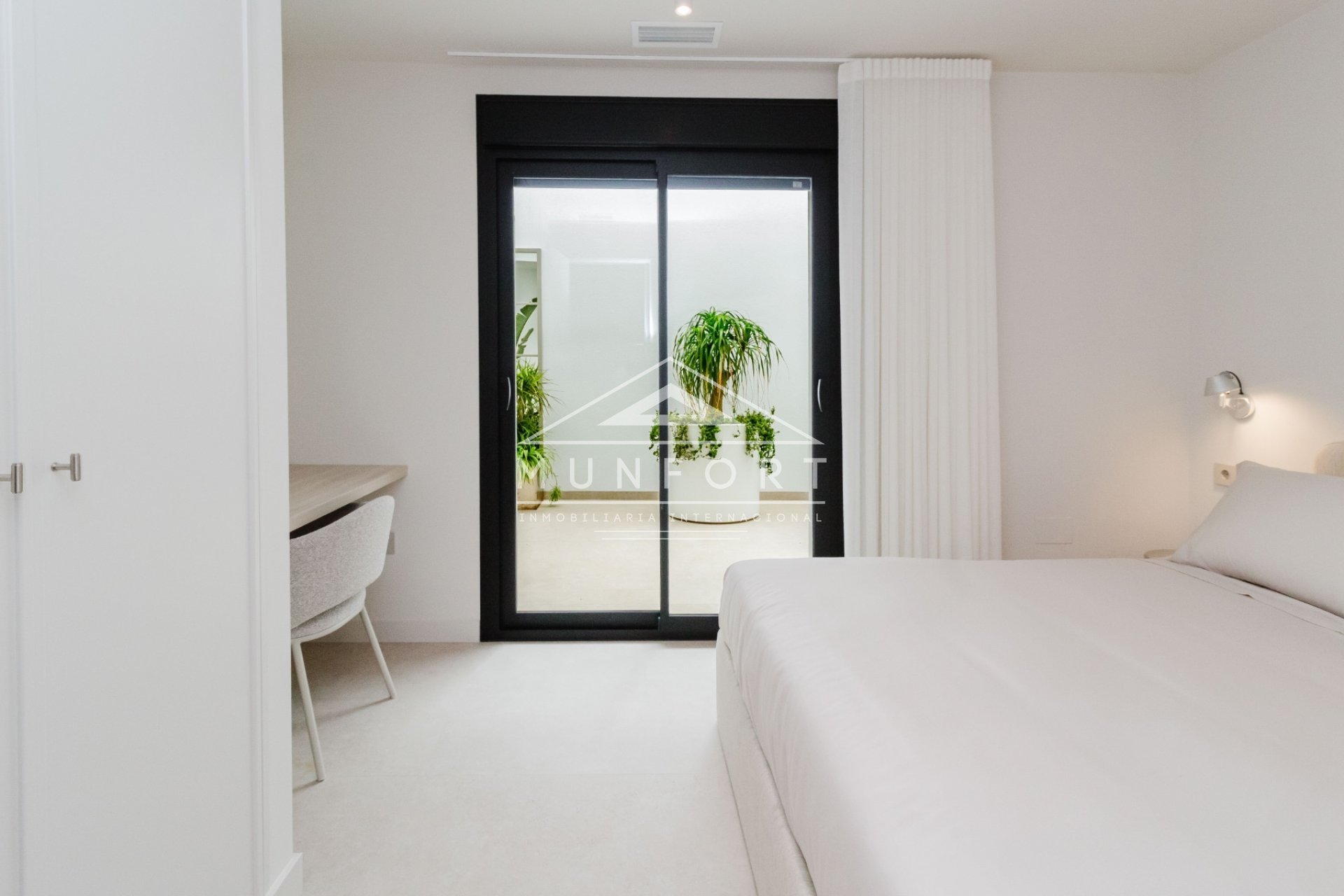 Resale - Luxury Villas -
Rojales - Ciudad Quesada