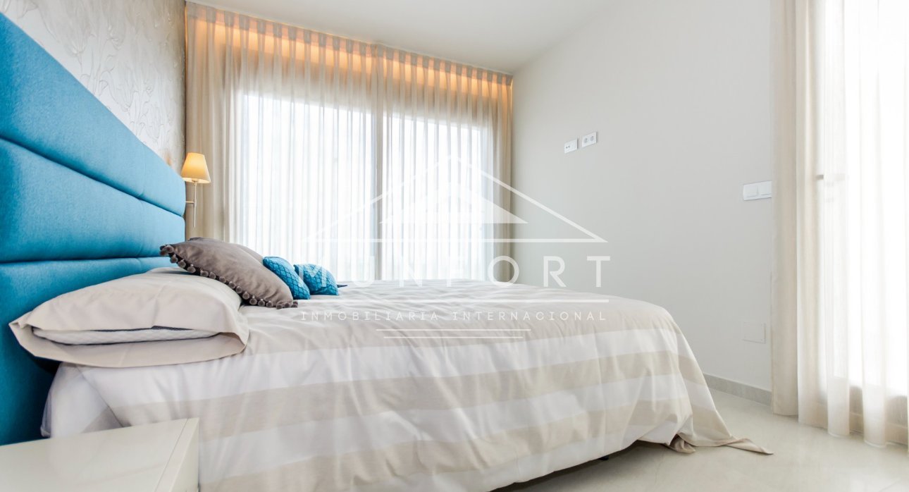 Resale - Luxury Villas -
San Miguel de Salinas