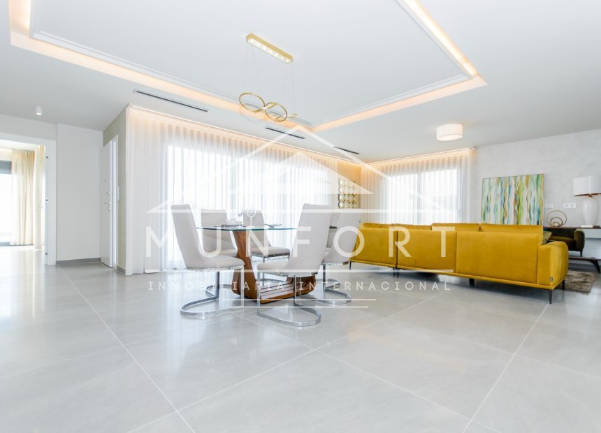 Resale - Luxury Villas -
San Miguel de Salinas