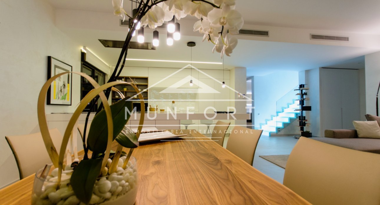 Resale - Luxury Villas -
San Miguel de Salinas