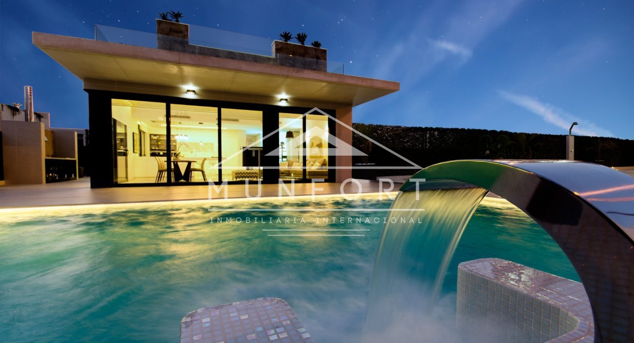 Resale - Luxury Villas -
San Miguel de Salinas