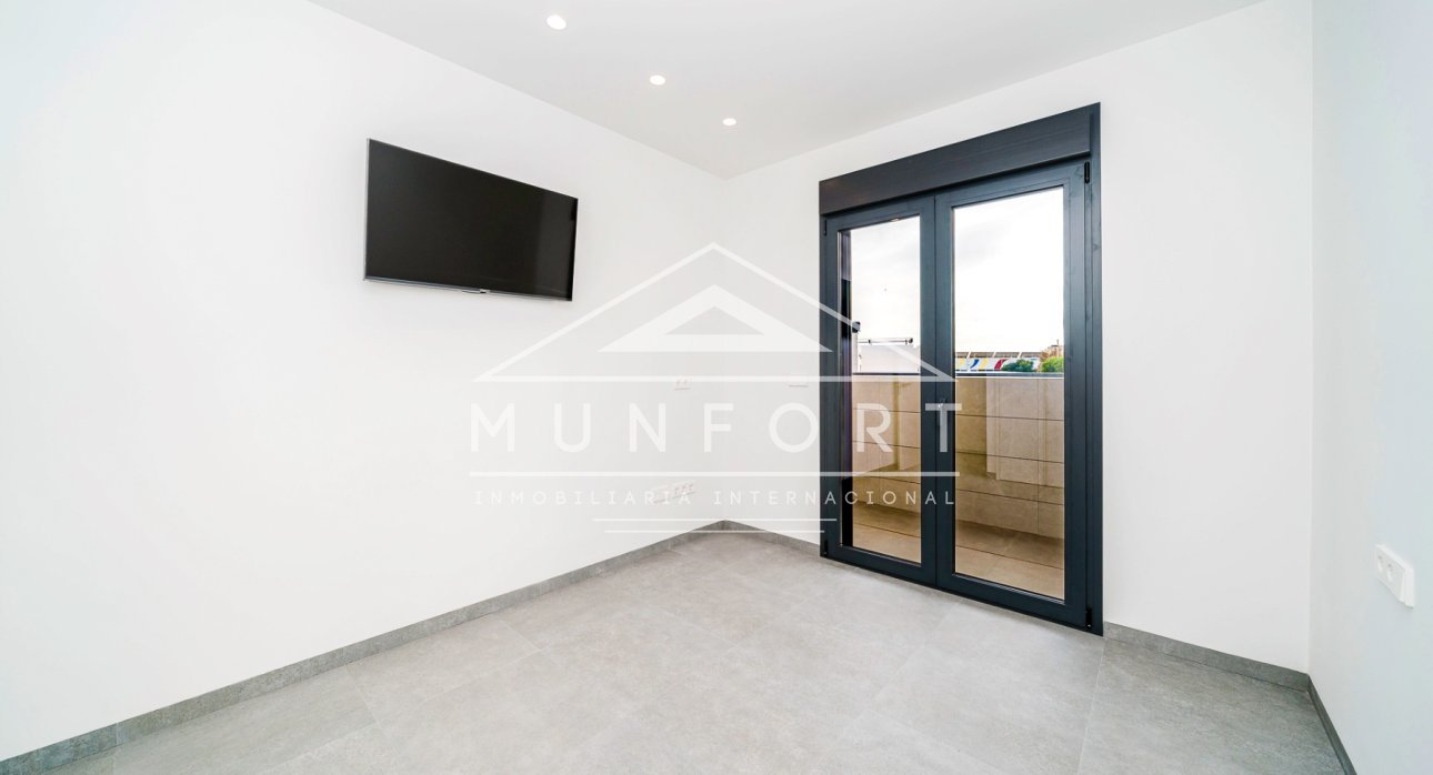 Resale - Luxury Villas -
San Pedro del Pinatar