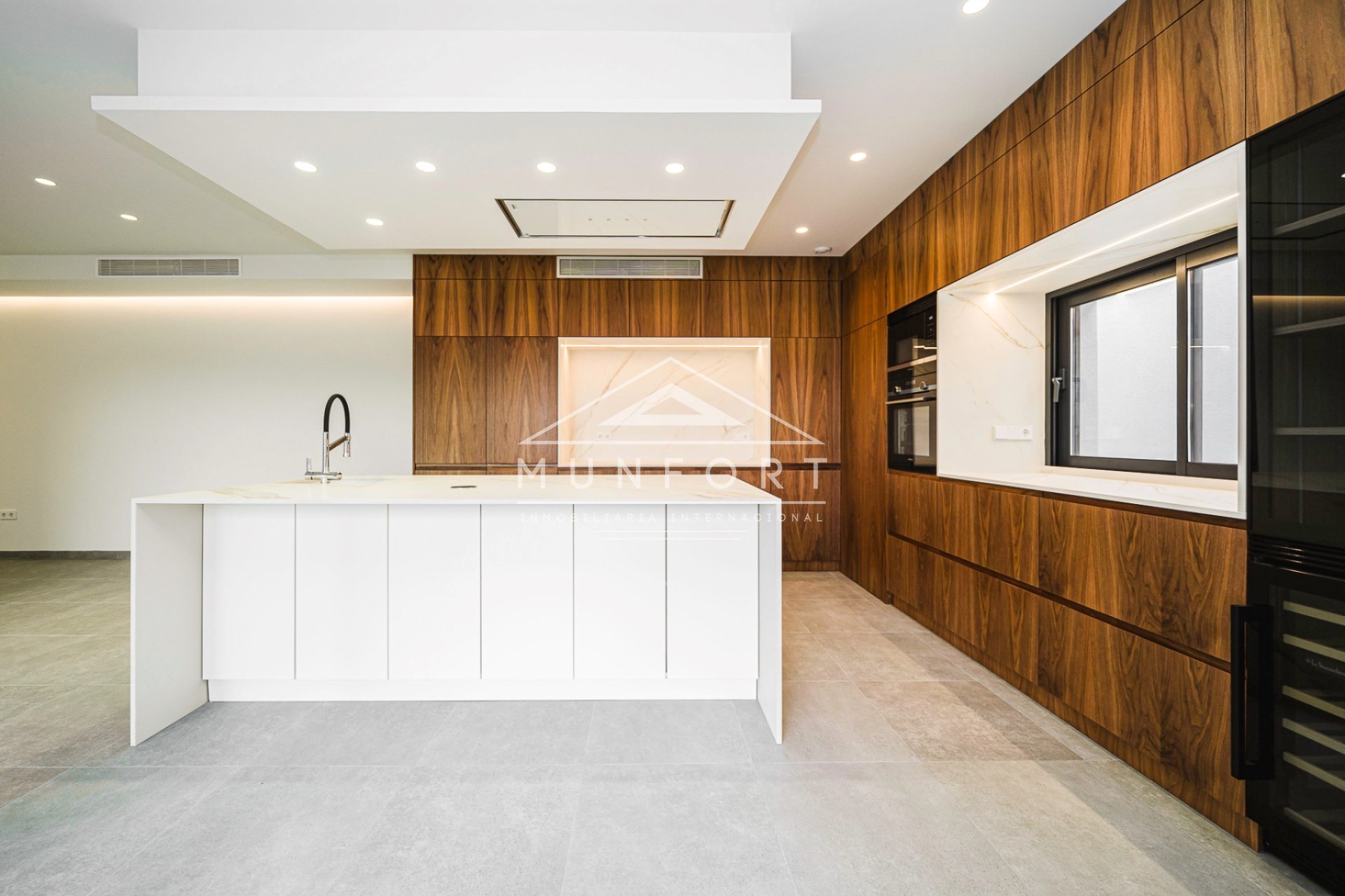 Resale - Luxury Villas -
San Pedro del Pinatar