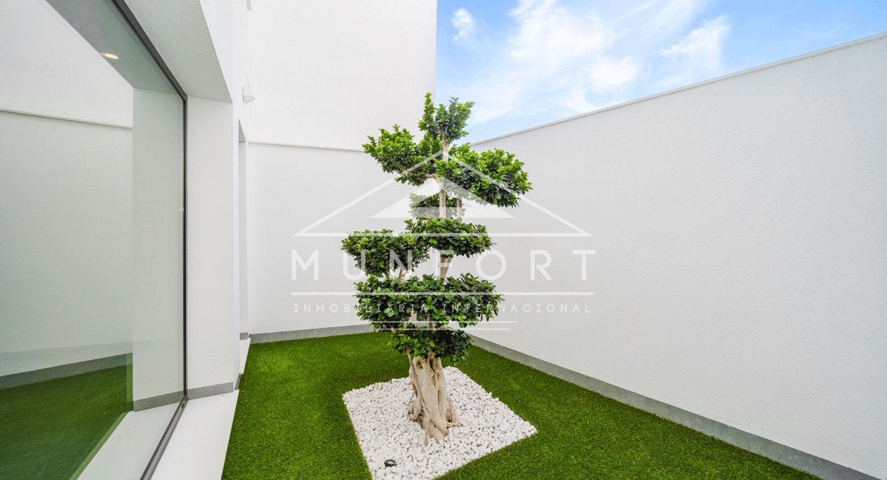 Resale - Luxury Villas -
San Pedro del Pinatar