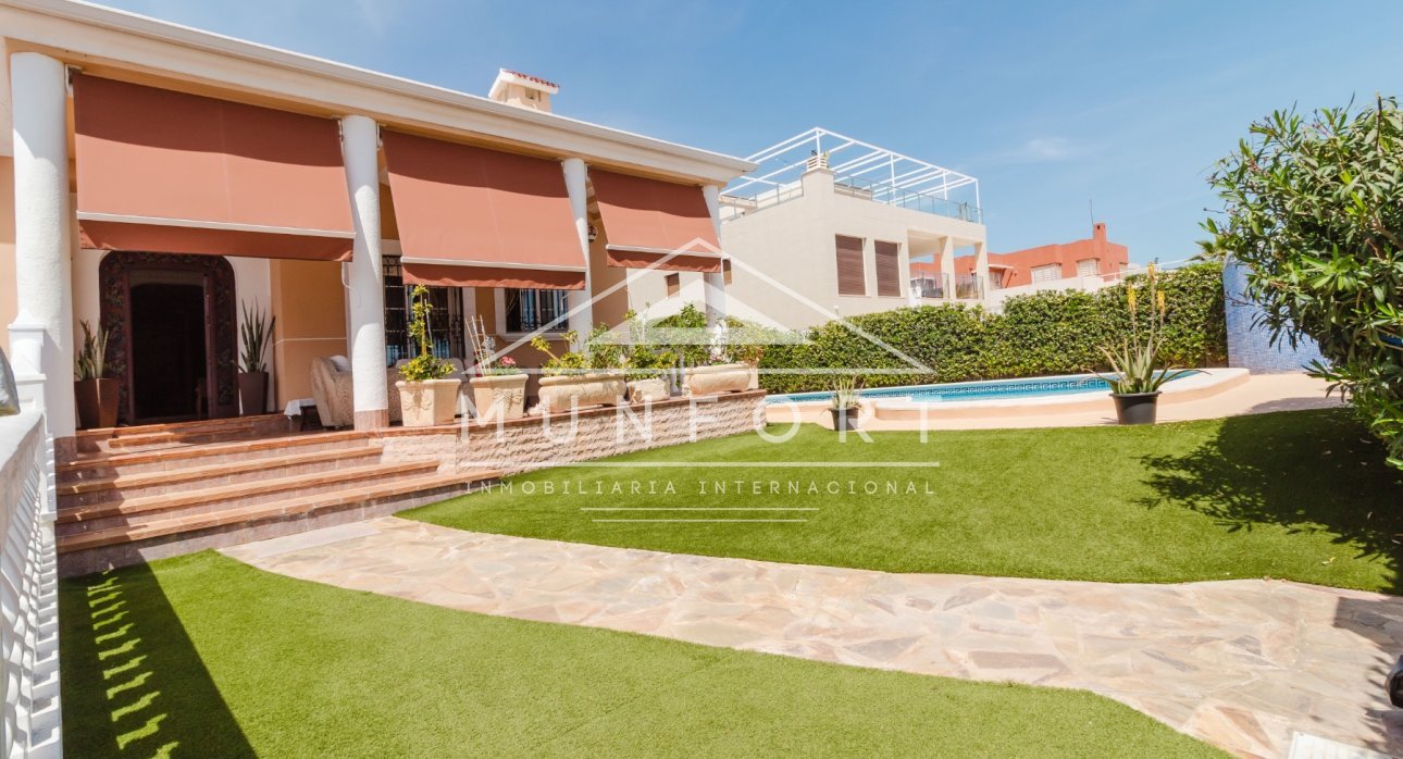 Resale - Luxury Villas -
Torrevieja - La Mata - Torrevieja
