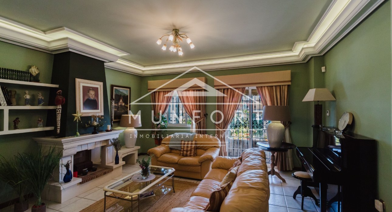 Resale - Luxury Villas -
Torrevieja - La Mata - Torrevieja