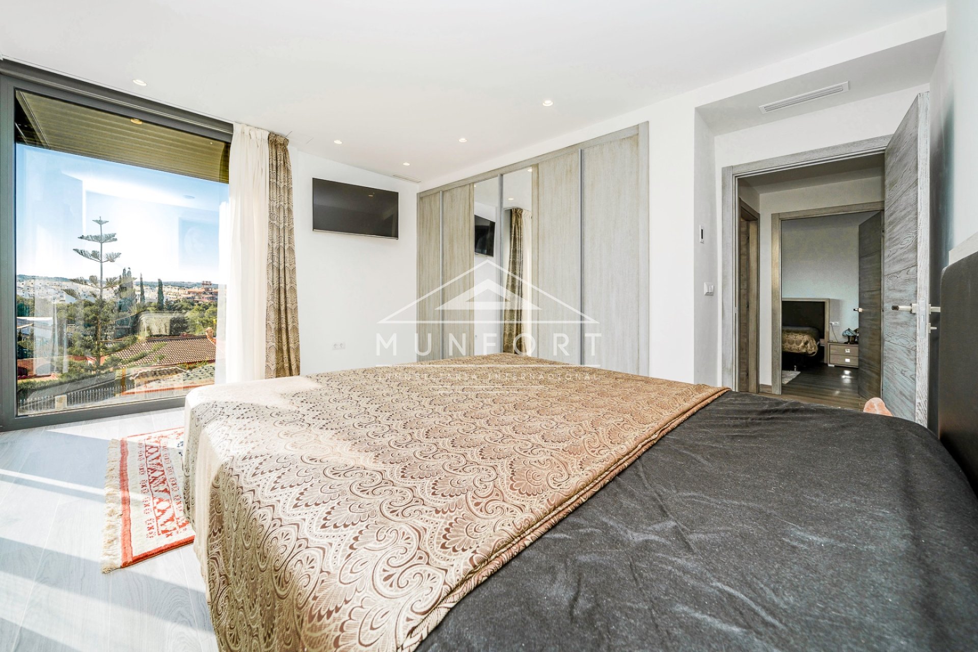 Resale - Luxury Villas -
Torrevieja - Los Balcones - Torrevieja