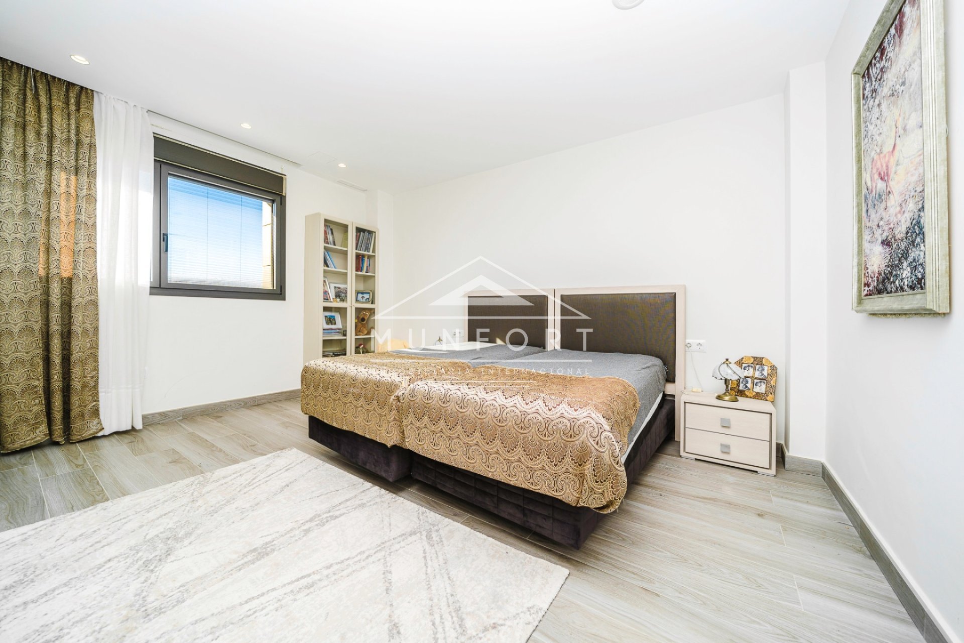 Resale - Luxury Villas -
Torrevieja - Los Balcones - Torrevieja