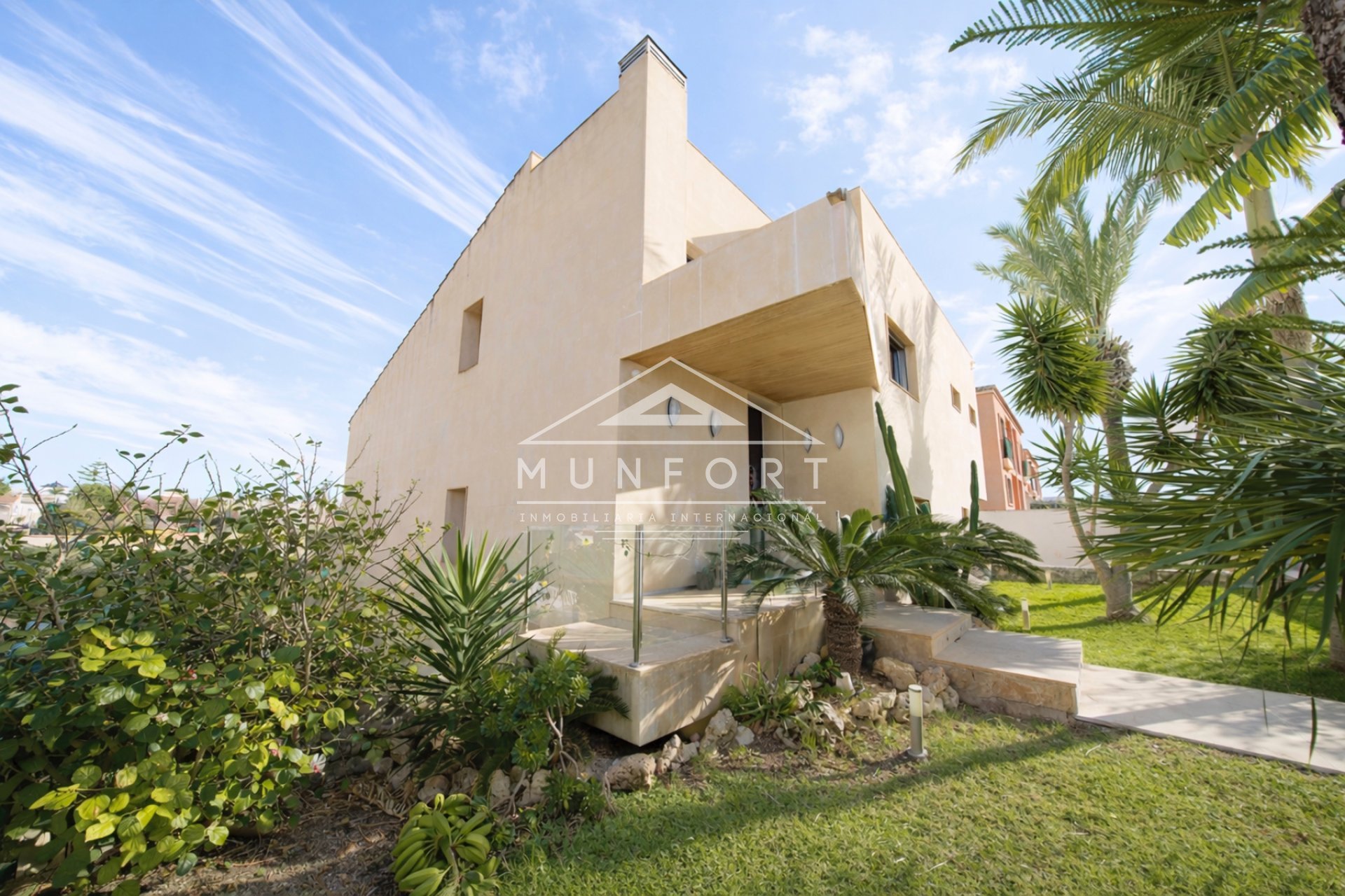 Resale - Luxury Villas -
Torrevieja - Los Balcones - Torrevieja