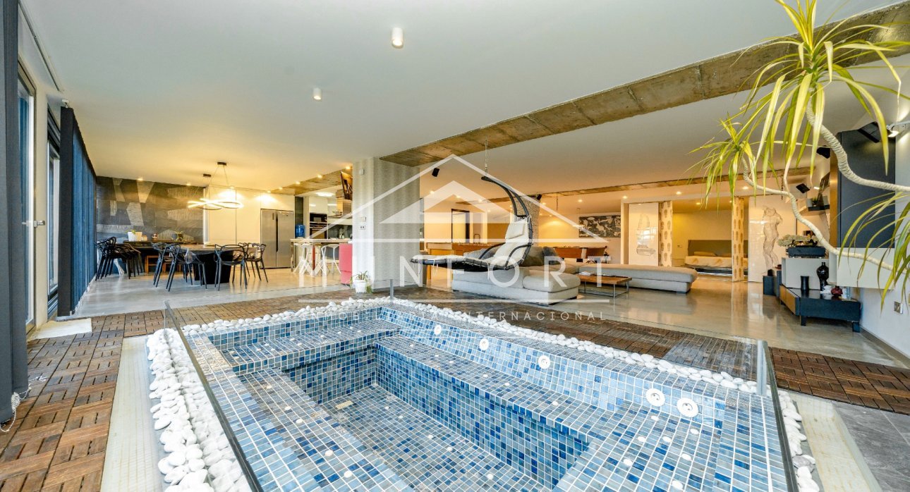 Resale - Luxury Villas -
Torrevieja - Los Balcones - Torrevieja