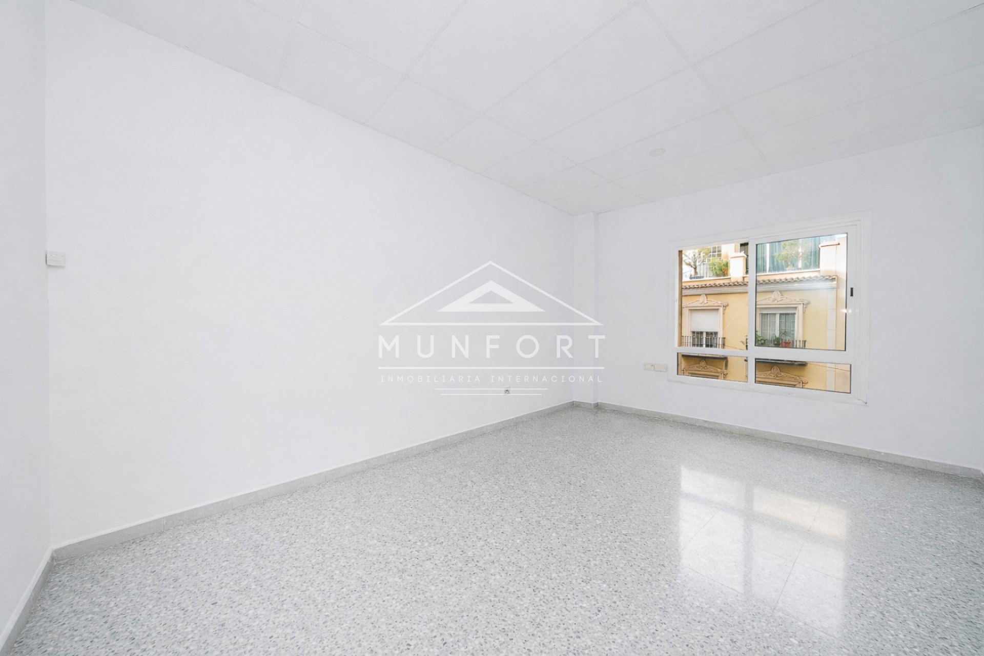 Resale - Offices -
Murcia