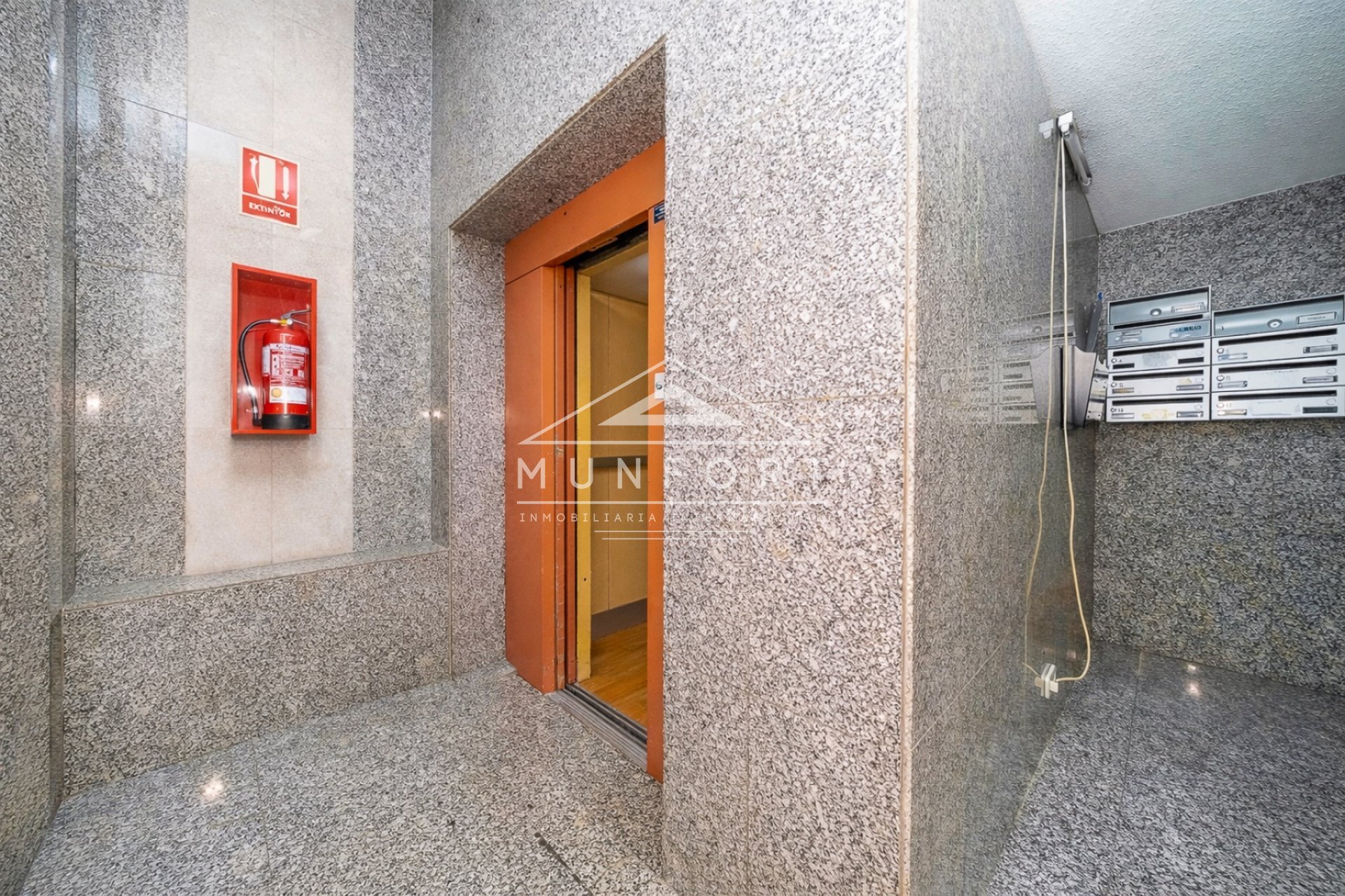 Resale - Offices -
Murcia