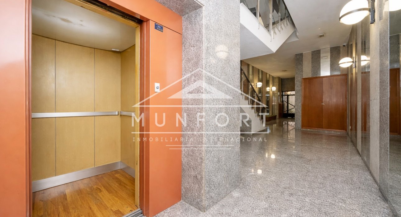 Resale - Offices -
Murcia