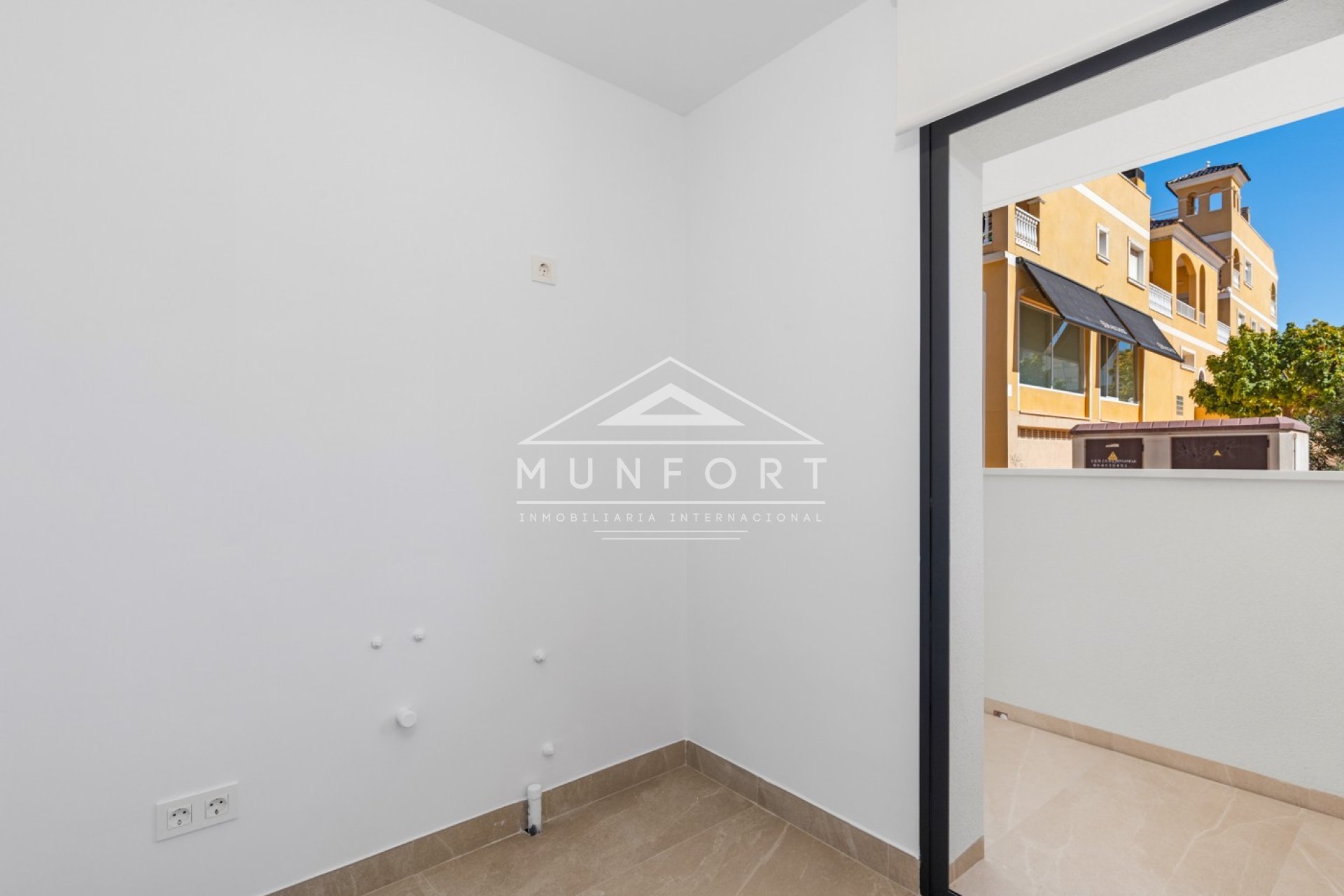 Resale - Penthouses -
Benijófar