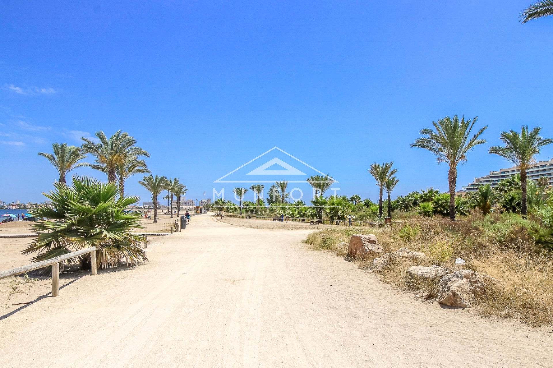 Resale - Penthouses -
La Manga - Playa Honda