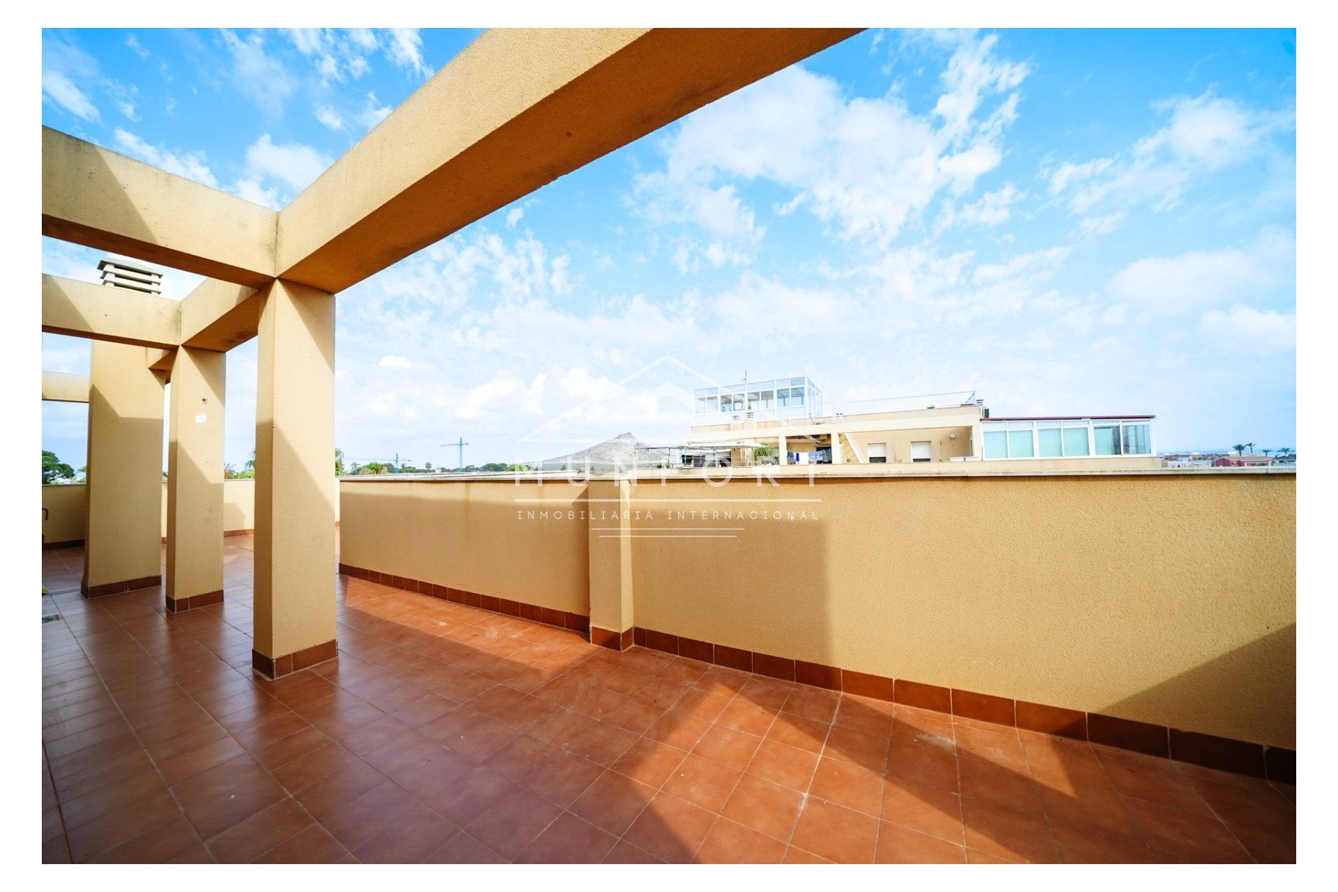 Resale - Penthouses -
Los Urrutias