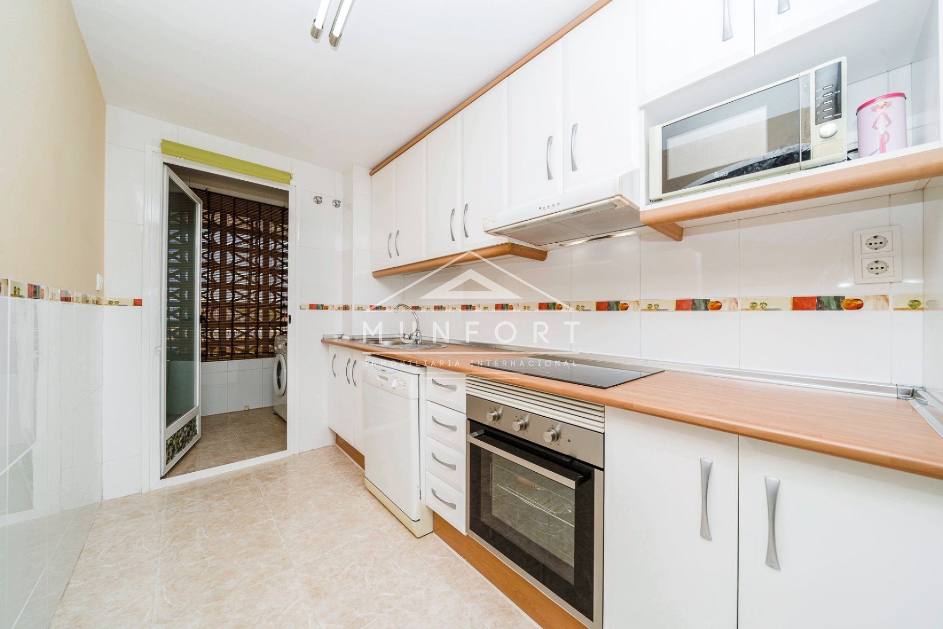 Resale - Penthouses -
Orihuela Costa - La Zenia