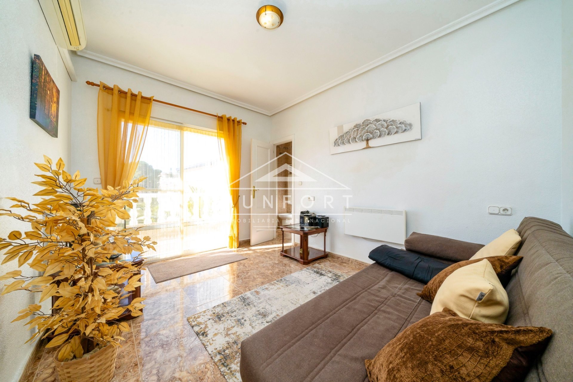 Resale - Penthouses -
Orihuela Costa - Villamartín