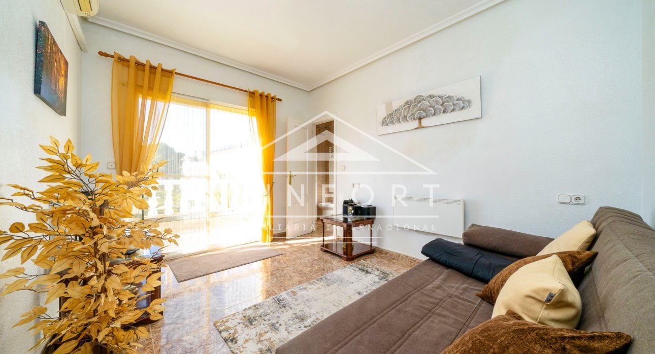 Resale - Penthouses -
Orihuela Costa - Villamartín